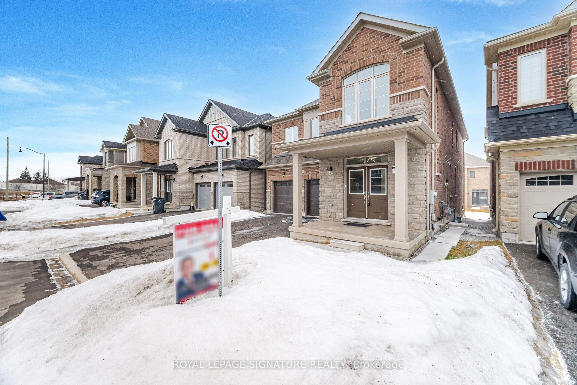 Photo 2 of Unit 2, 46 Eastman Drive, Brampton, Credit Valley — HOMEH