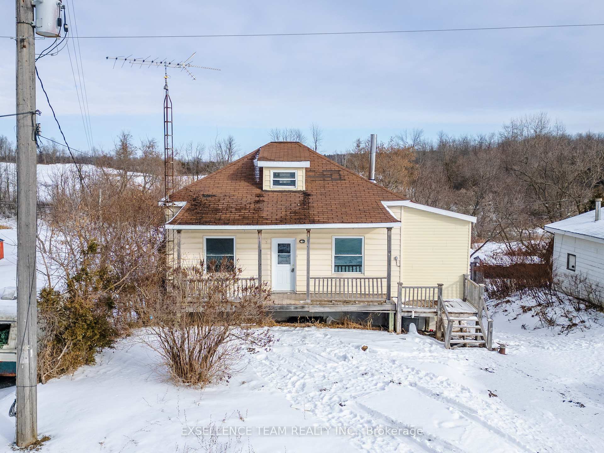 Photo 1 of 2901 Highway 34 N, Champlain, Champlain Twp — HOMEH