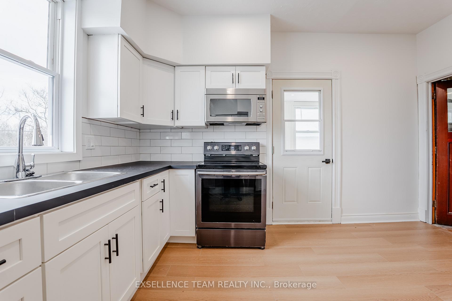 Photo 10 of 2901 Highway 34 N, Champlain, Champlain Twp — HOMEH