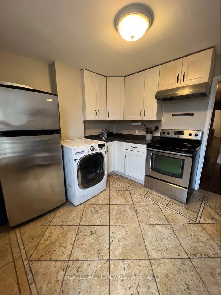Photo 11 of Unit #2, 244 Bathurst Street, Toronto, Trinity-Bellwoods — HOMEH