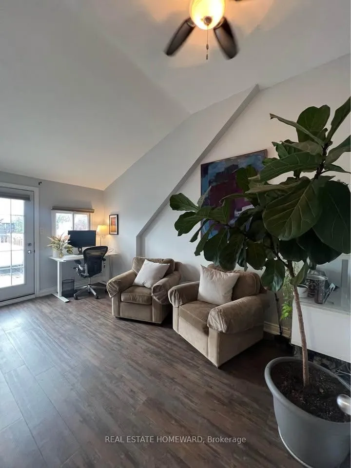Photo 13 of Unit #2, 244 Bathurst Street, Toronto, Trinity-Bellwoods — HOMEH