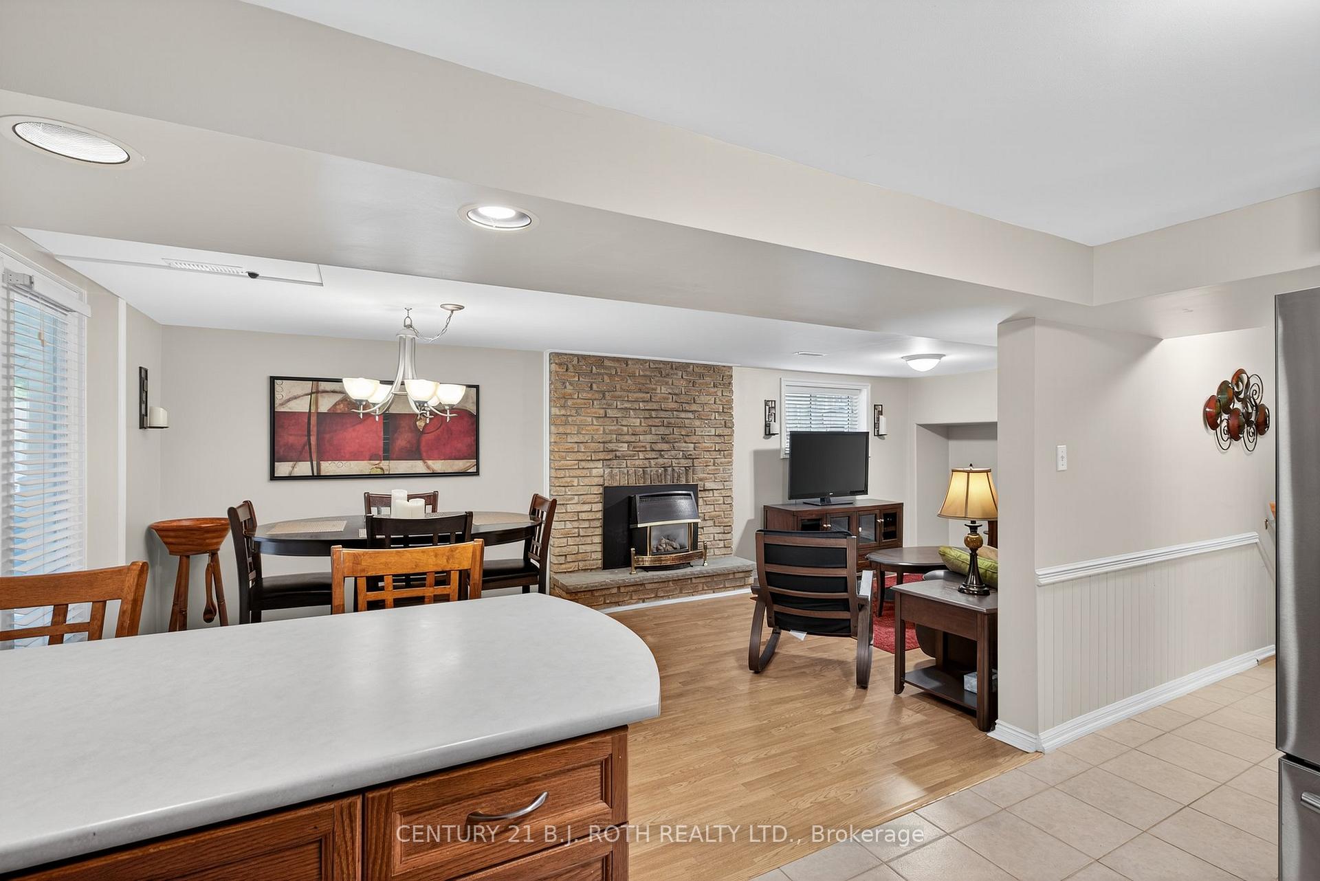 Photo 33 of 120 Kozlov Street, Barrie, Sunnidale — HOMEH