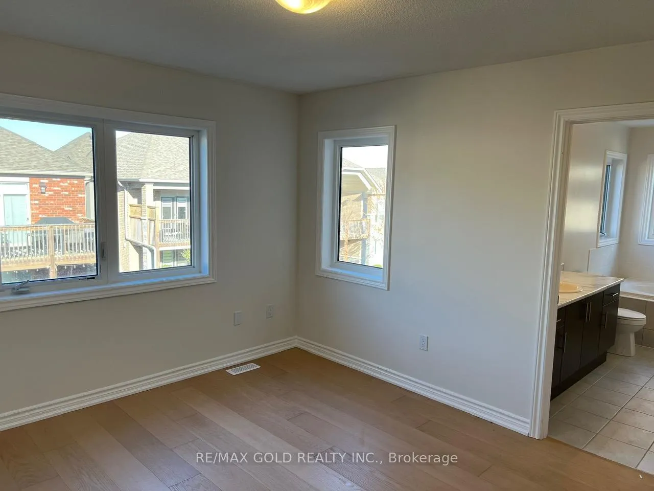 Photo 15 of 31 Lawrence D. Pridham Avenue, New Tecumseth, Alliston — HOMEH
