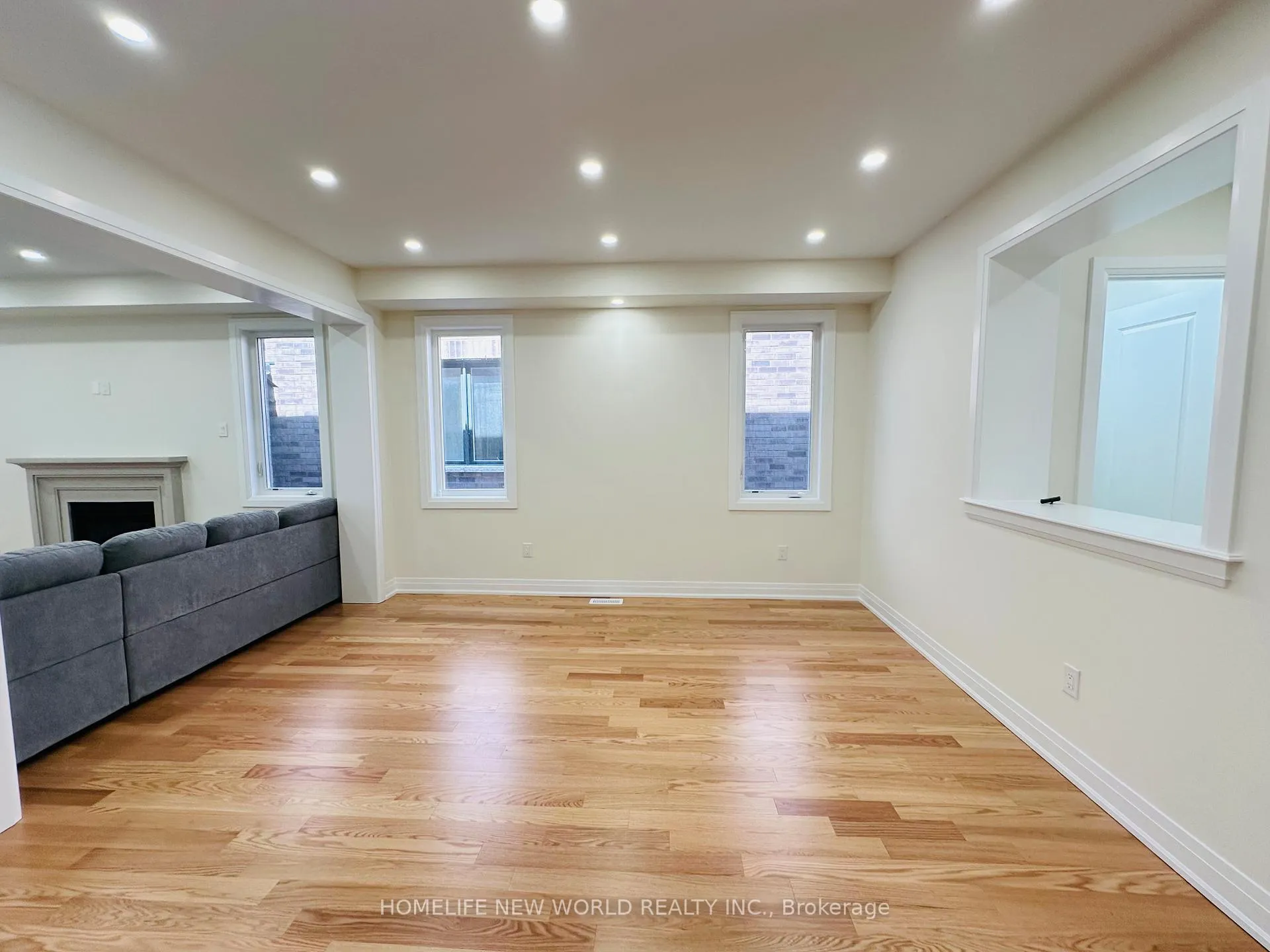 Photo 9 of 5 John Rolph Street, Markham, Cornell — HOMEH