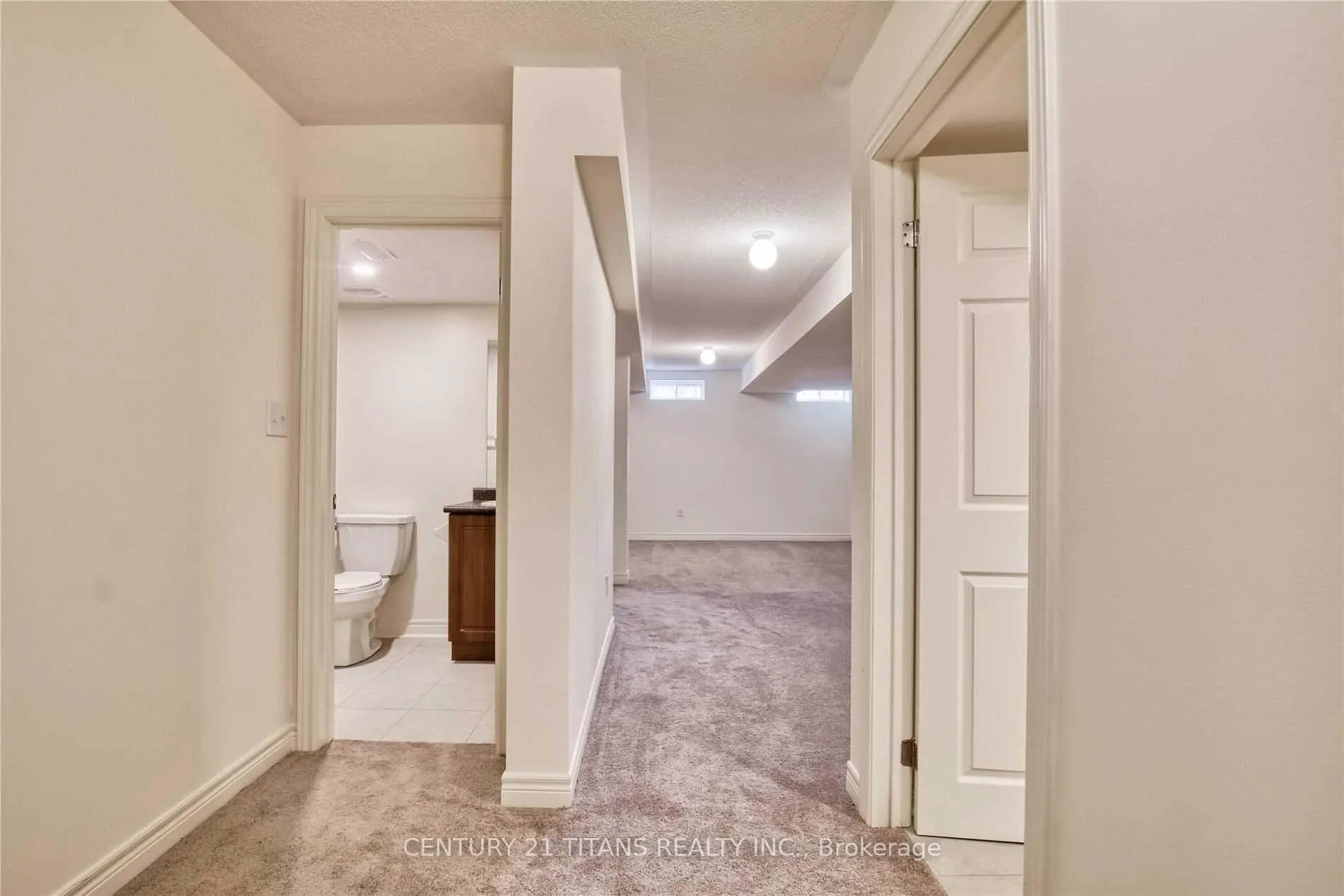 Photo 18 of Unit E #2, 672 Krawchuk Crescent E, Oshawa, Eastdale — HOMEH