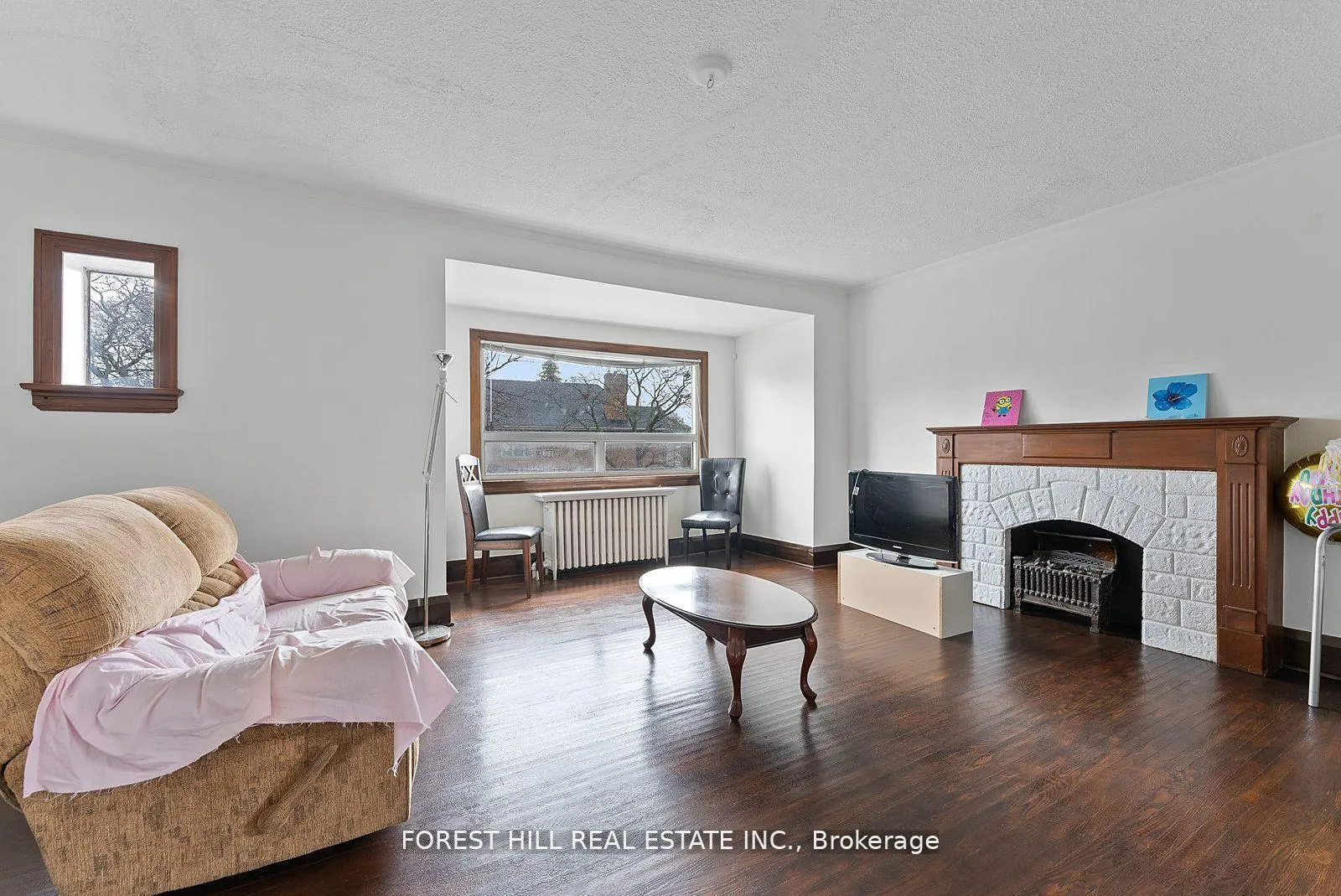 Photo 4 of Unit Upper, 1072 Avenue Road, Toronto, Lawrence Park South — HOMEH