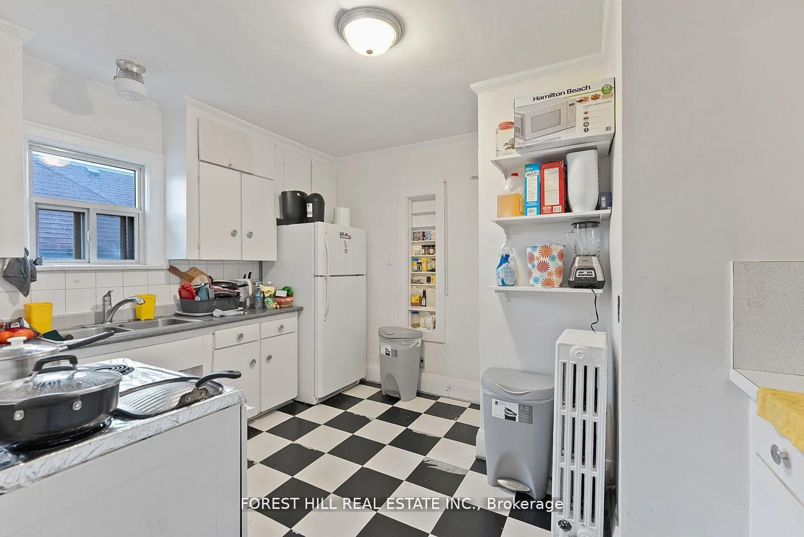 Photo 10 of Unit Upper, 1072 Avenue Road, Toronto, Lawrence Park South — HOMEH