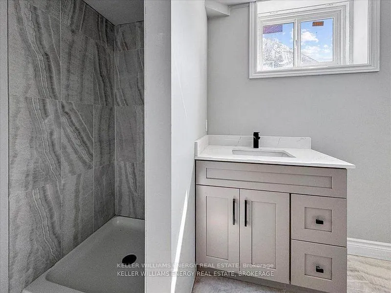 Photo 7 of Unit B, 142 Simcoe Street, Oshawa, O'Neill — HOMEH