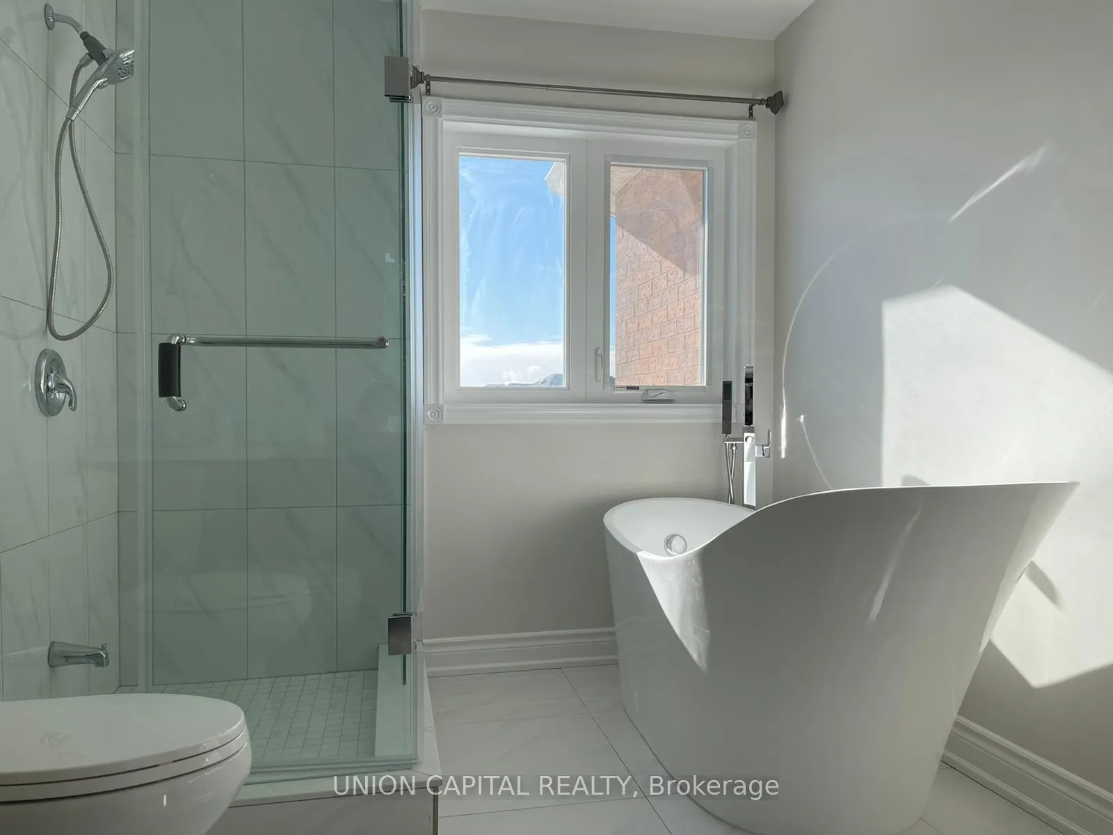 Photo 7 of Unit 2nd Floor, 19 Devonshire Avenue, Markham, Milliken Mills East — HOMEH