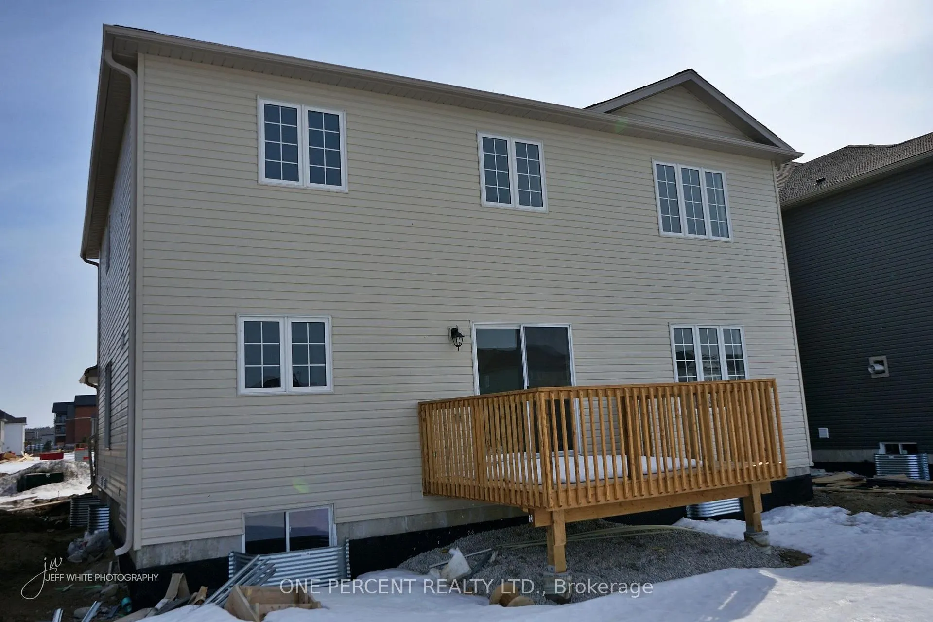 Photo 13 of 262 Springfiled Crescent, Clearview, Rural Clearview — HOMEH