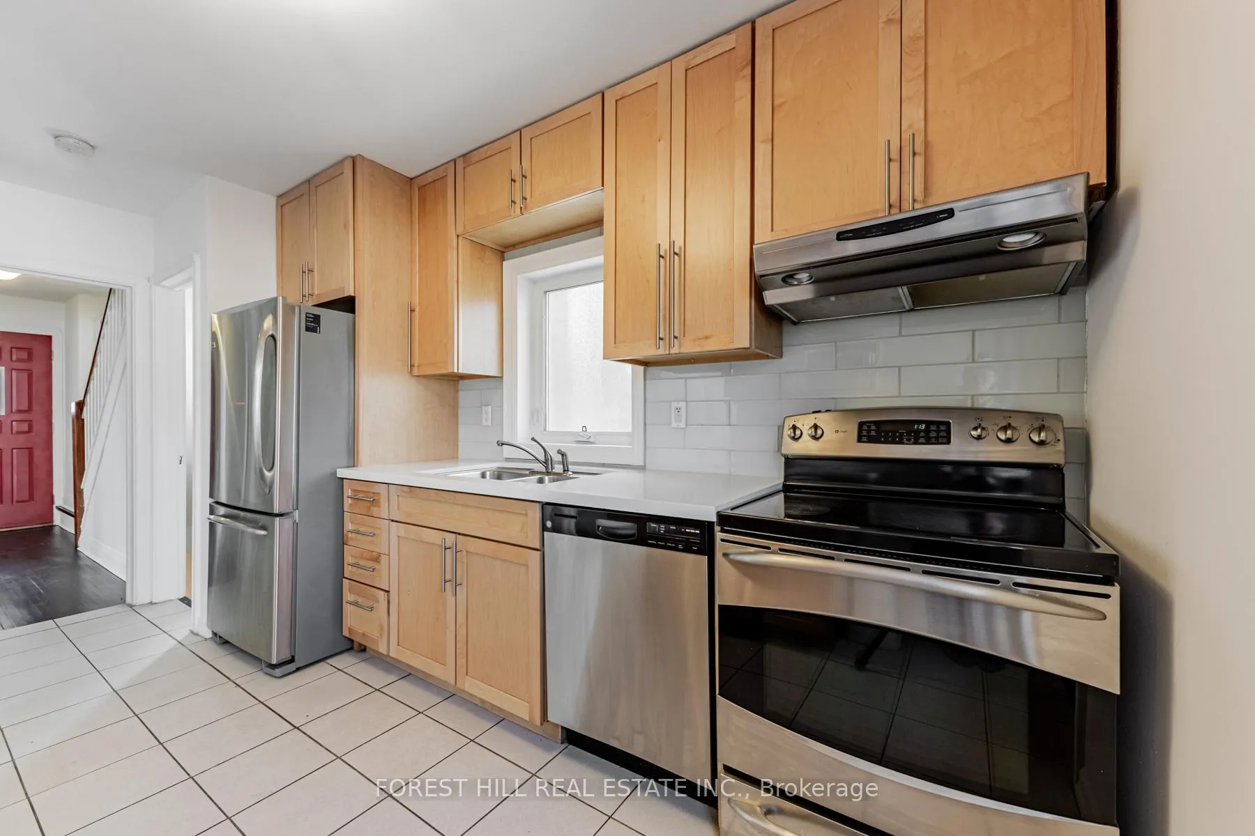 Photo 10 of 778 Eglinton Avenue E, Toronto, Leaside — HOMEH