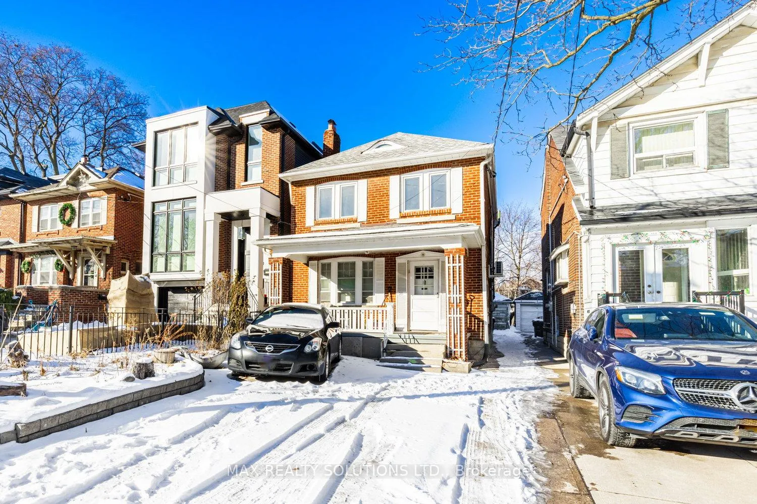 Front of Unit Upper, 38 St Germain Avenue