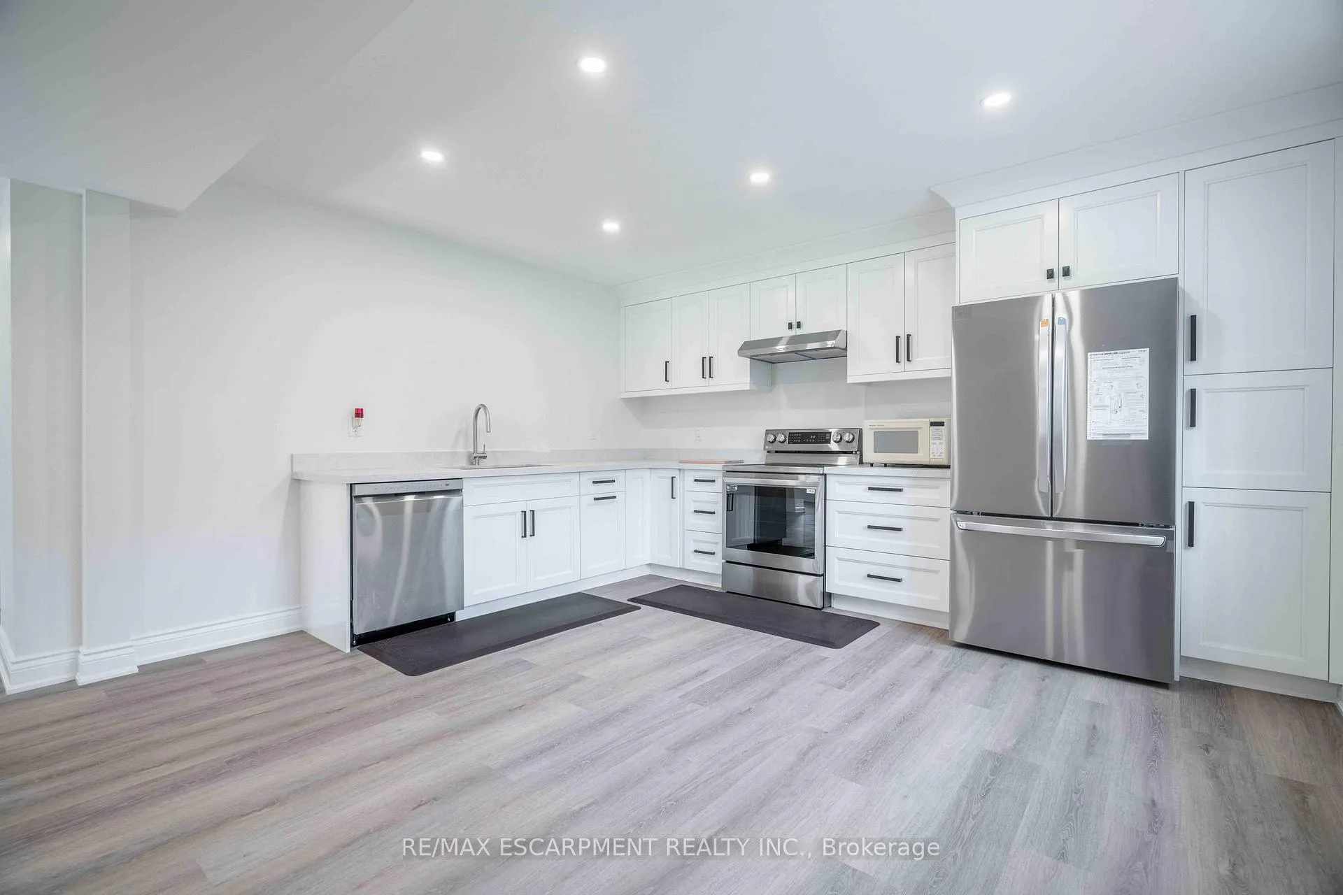 Photo 10 of Unit 2, 102 Donnici Drive, Hamilton, Falkirk — HOMEH