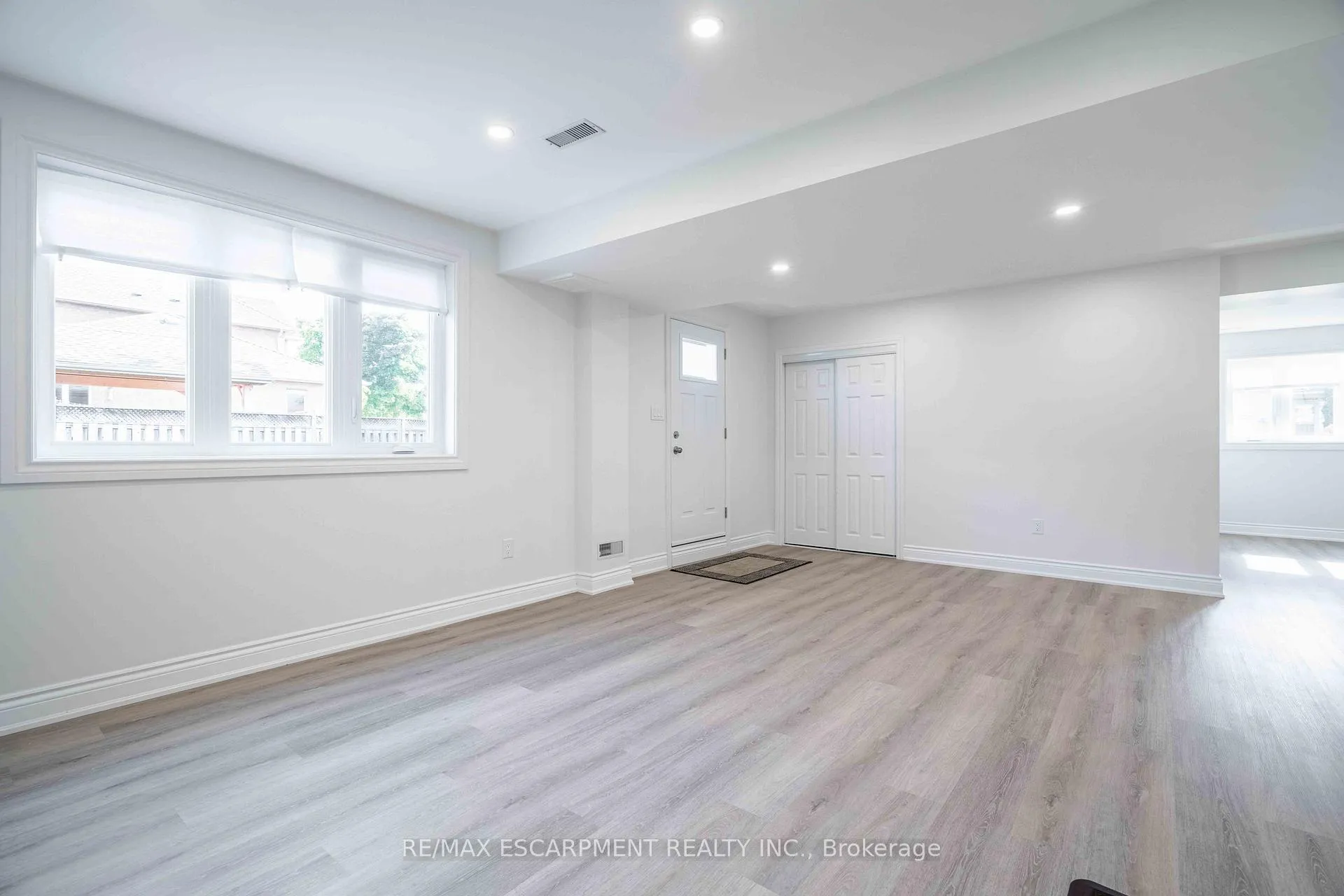 Photo 12 of Unit 2, 102 Donnici Drive, Hamilton, Falkirk — HOMEH