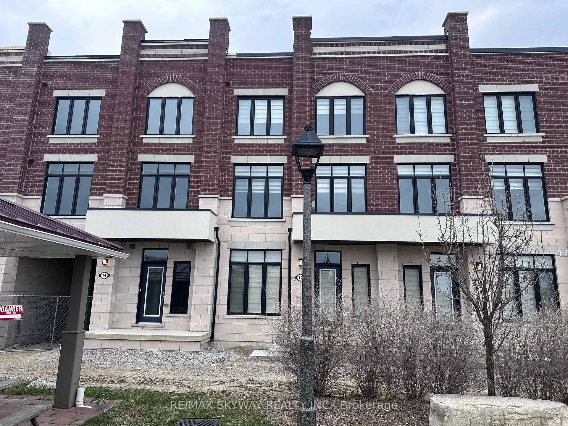 Photo 3 of 14 Springdale Avenue, Caledon, Rural Caledon — HOMEH