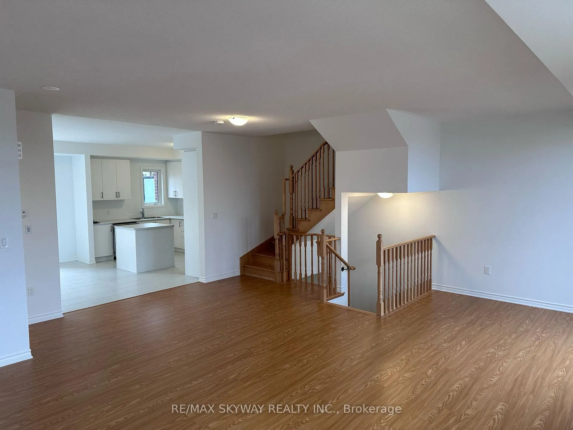 Photo 10 of 14 Springdale Avenue, Caledon, Rural Caledon — HOMEH