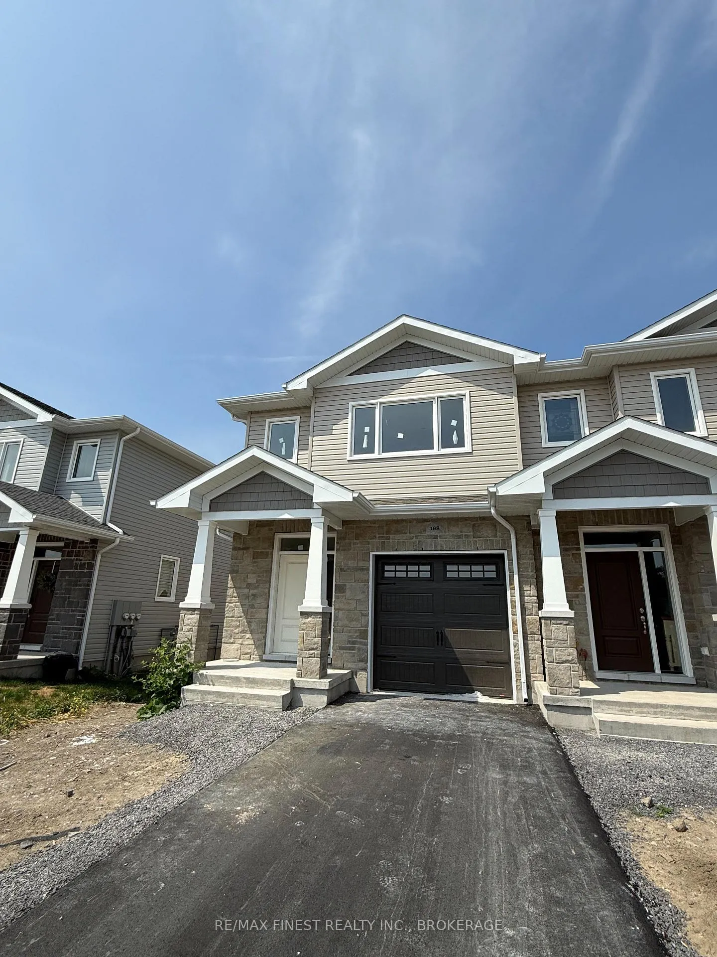 Front of 198 Heritage Park Drive