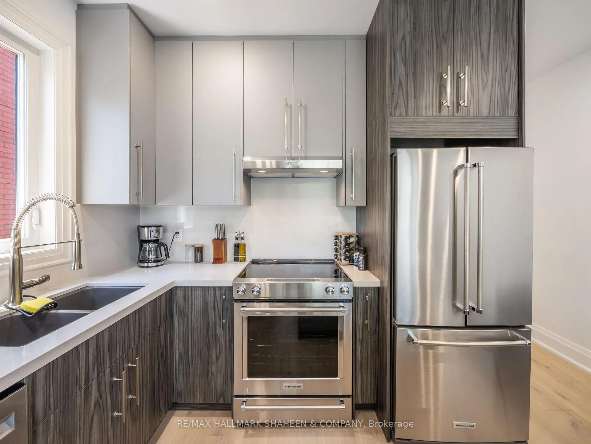 Photo 10 of Unit A, 357 Euclid Avenue, Toronto, Trinity-Bellwoods — HOMEH