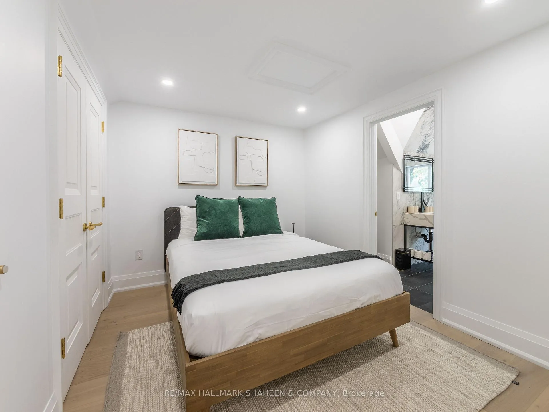 Photo 20 of Unit A, 357 Euclid Avenue, Toronto, Trinity-Bellwoods — HOMEH