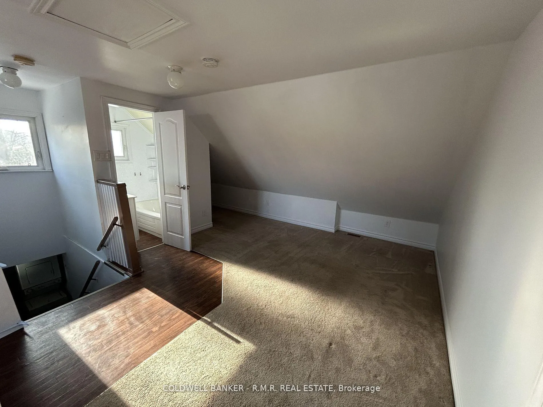 Photo 7 of Unit 2, 303 Muriel Avenue, Oshawa, McLaughlin — HOMEH