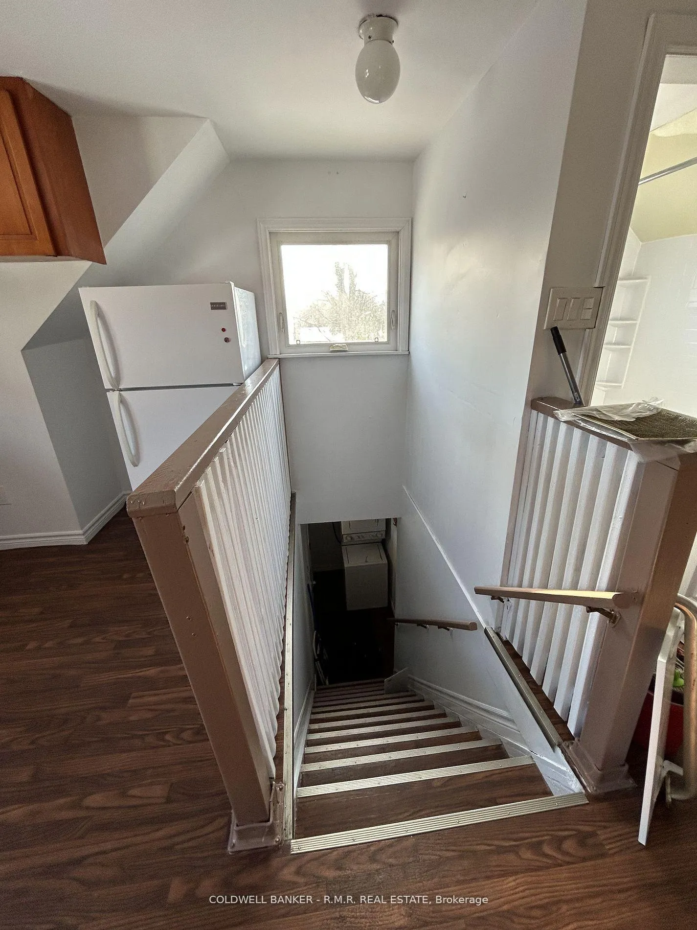 Photo 15 of Unit 2, 303 Muriel Avenue, Oshawa, McLaughlin — HOMEH