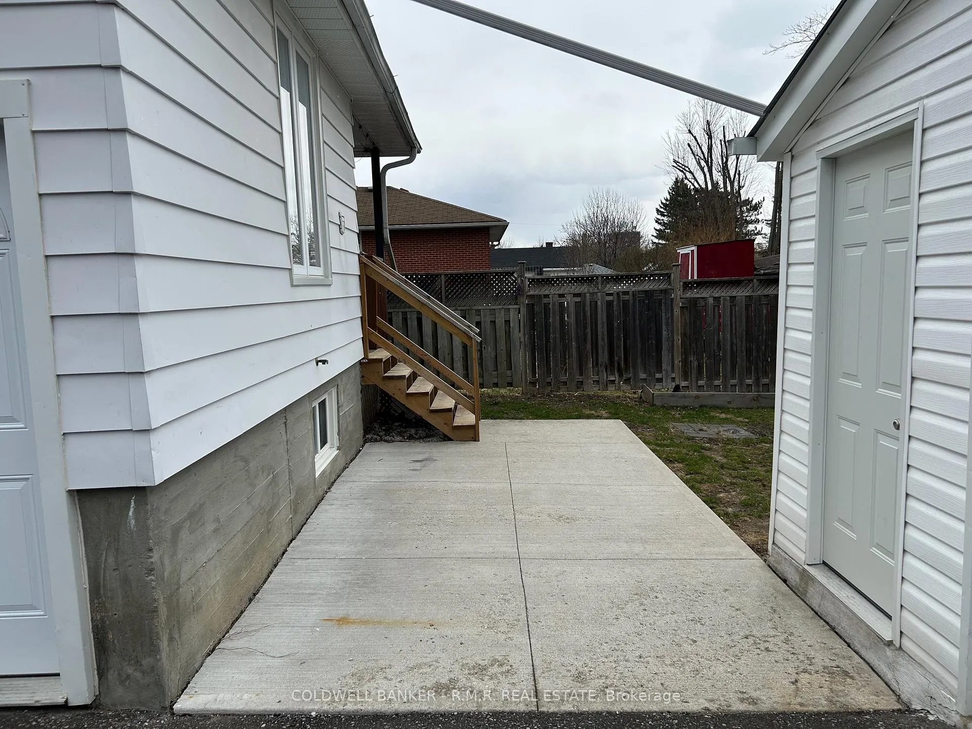 Photo 18 of Unit 2, 303 Muriel Avenue, Oshawa, McLaughlin — HOMEH