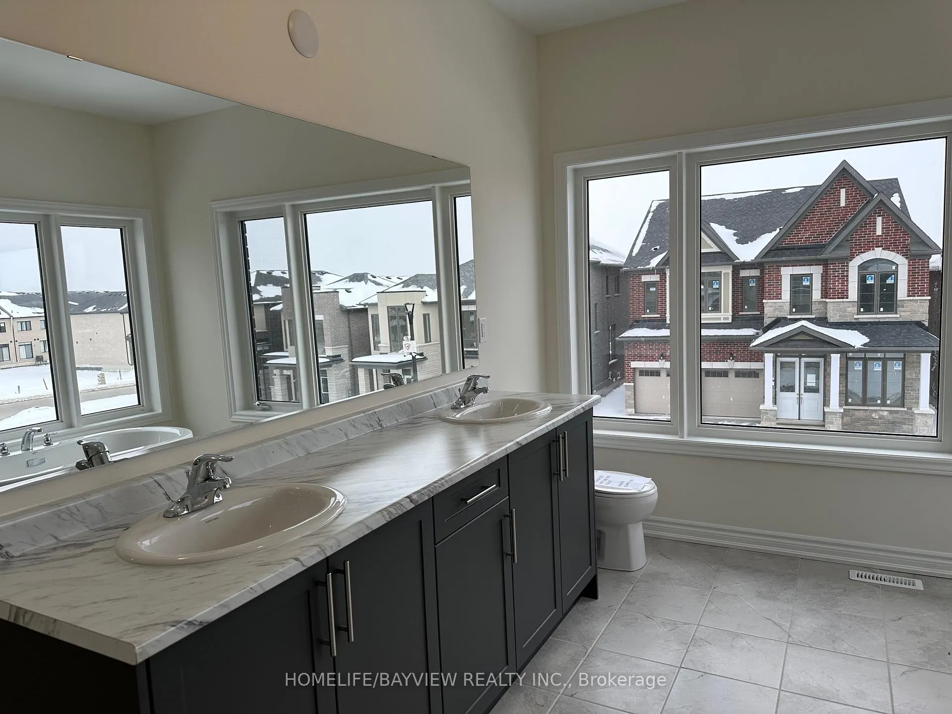 Photo 17 of 1850 Irish Moss Square, Pickering, Rural Pickering — HOMEH
