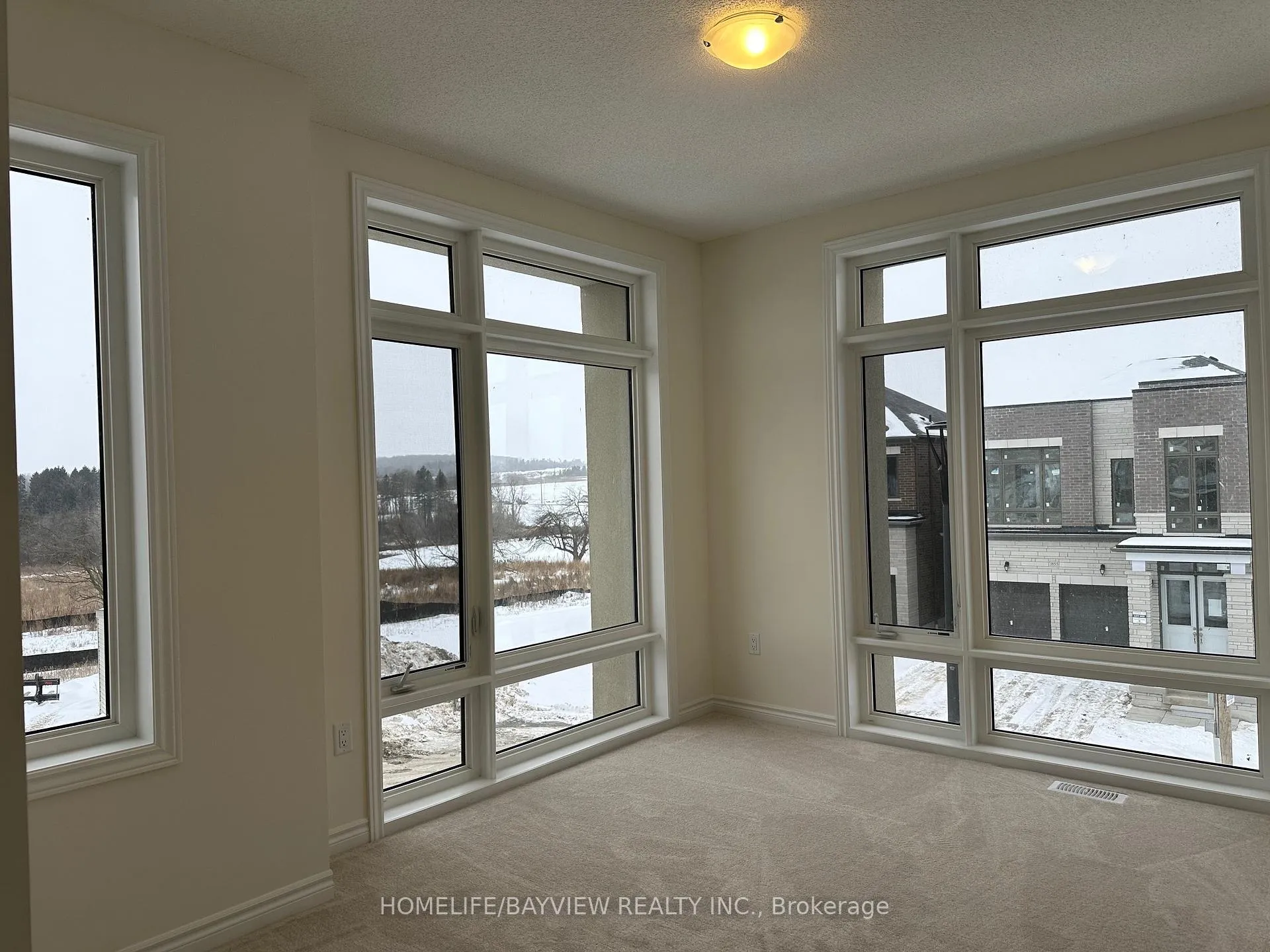 Photo 18 of 1850 Irish Moss Square, Pickering, Rural Pickering — HOMEH