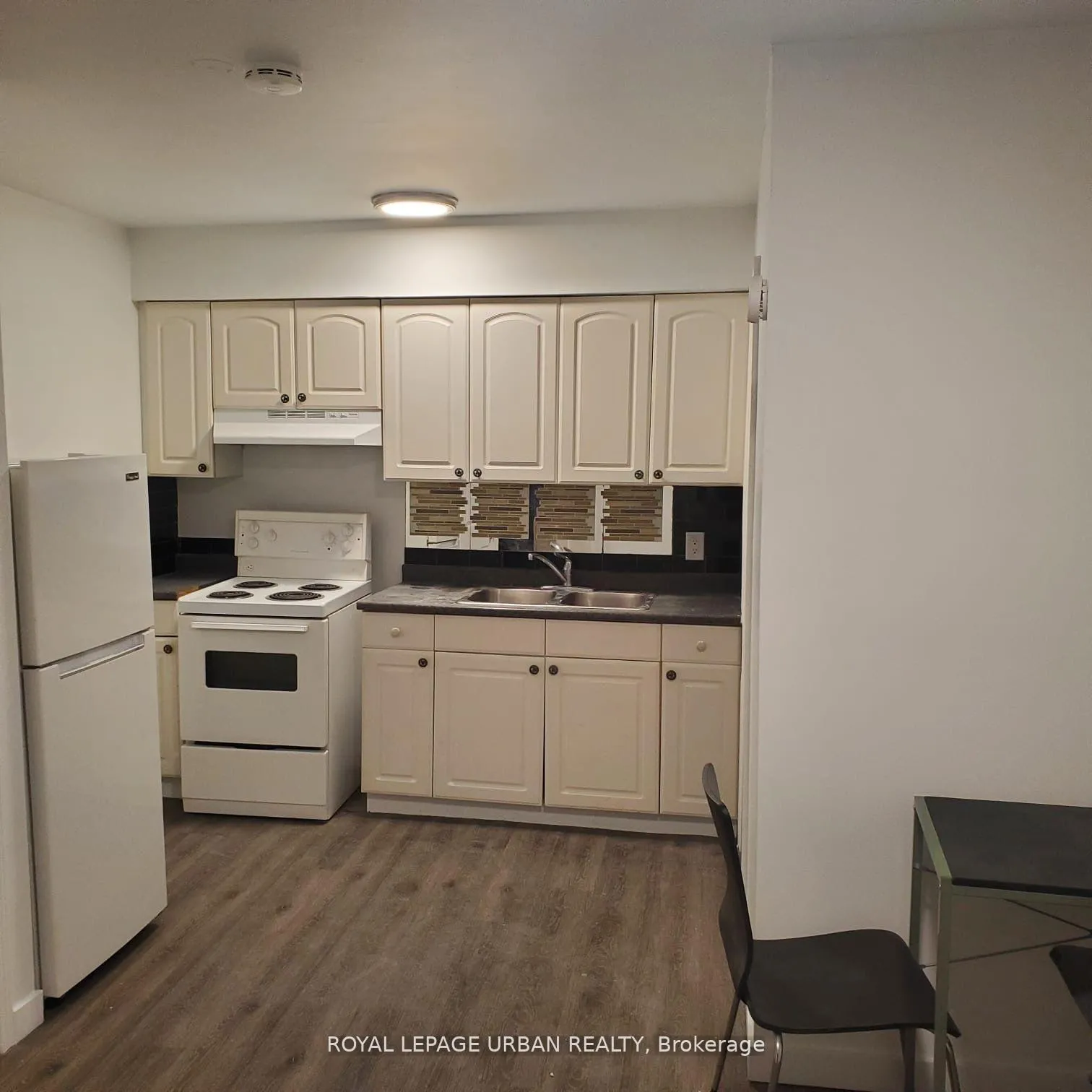 Photo 2 of Unit Unit B, 709 Danforth Avenue, Toronto, Blake-Jones — HOMEH