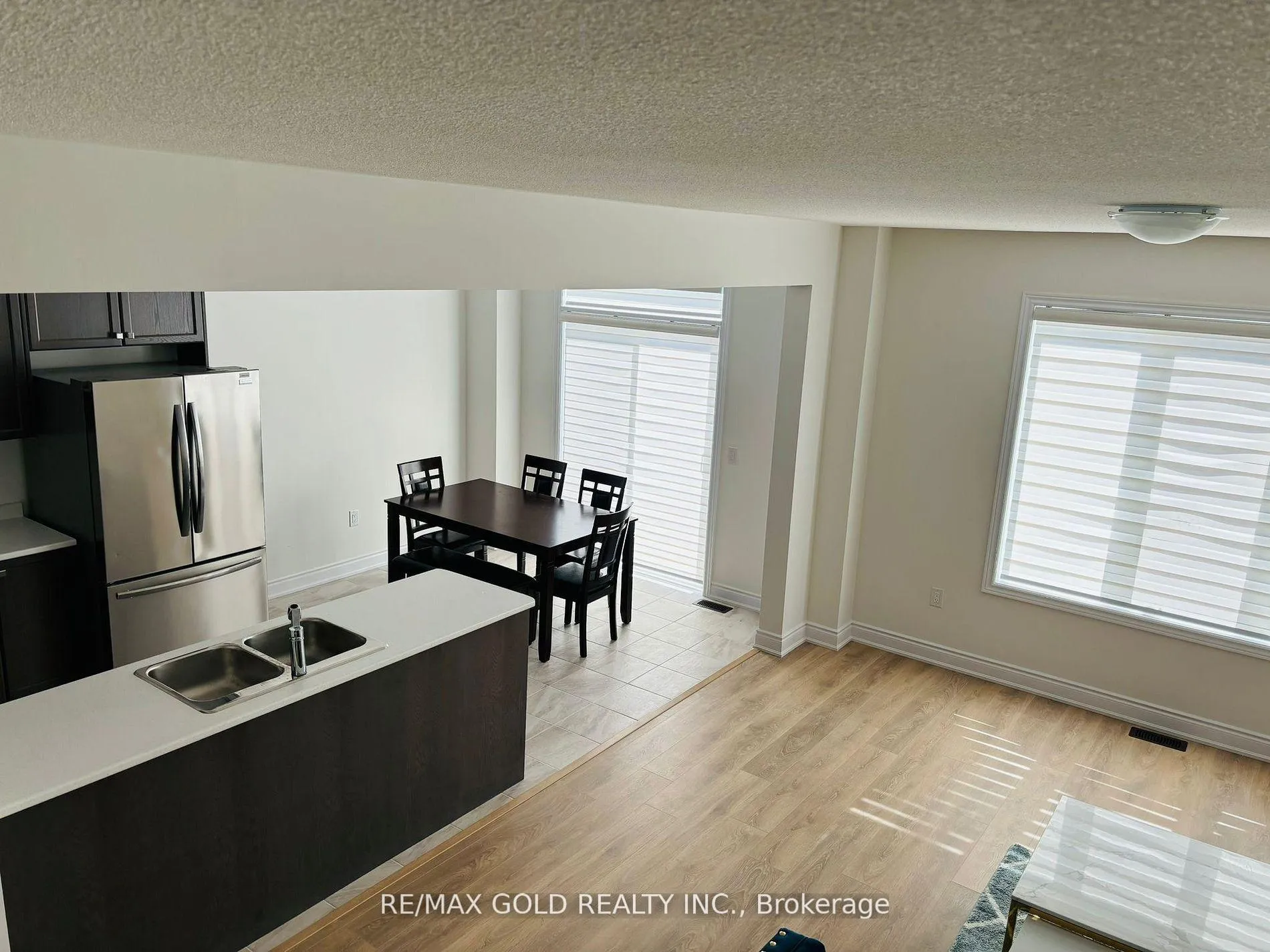 Photo 3 of 19 Mission Street, Wasaga Beach — HOMEH