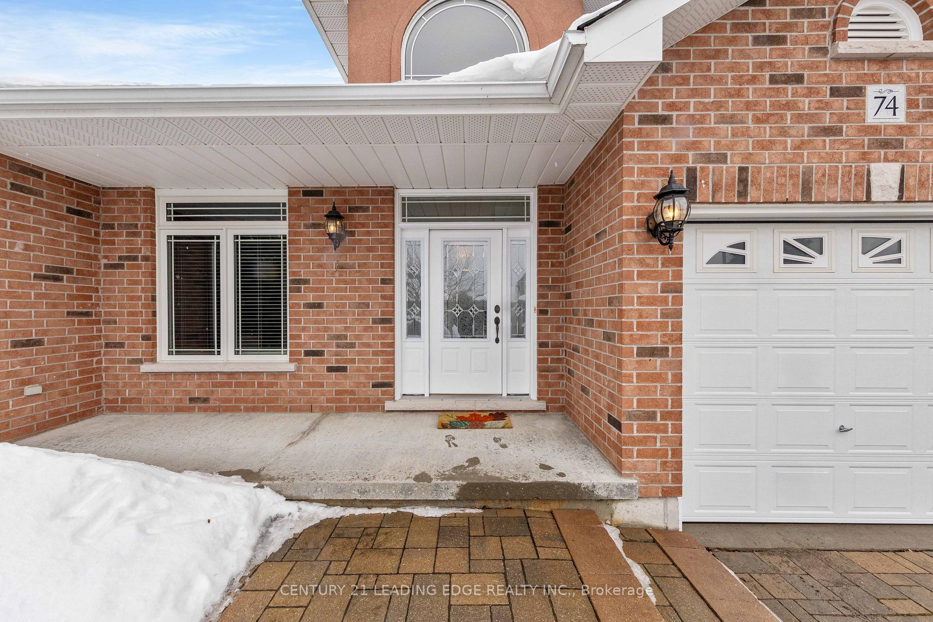 Photo 3 of 74 Simcoe Drive, Belleville, Thurlow Ward — HOMEH