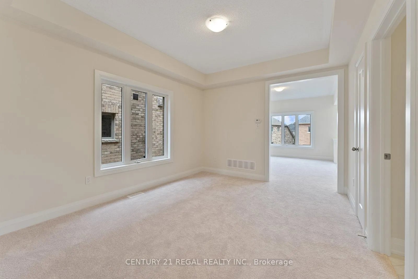 Photo 12 of 53 North Garden Boulevard, Scugog, Port Perry — HOMEH