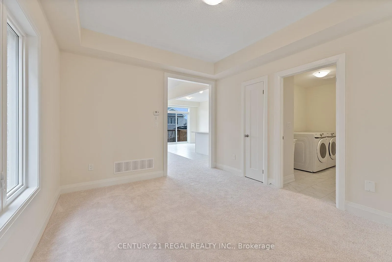 Photo 14 of 53 North Garden Boulevard, Scugog, Port Perry — HOMEH