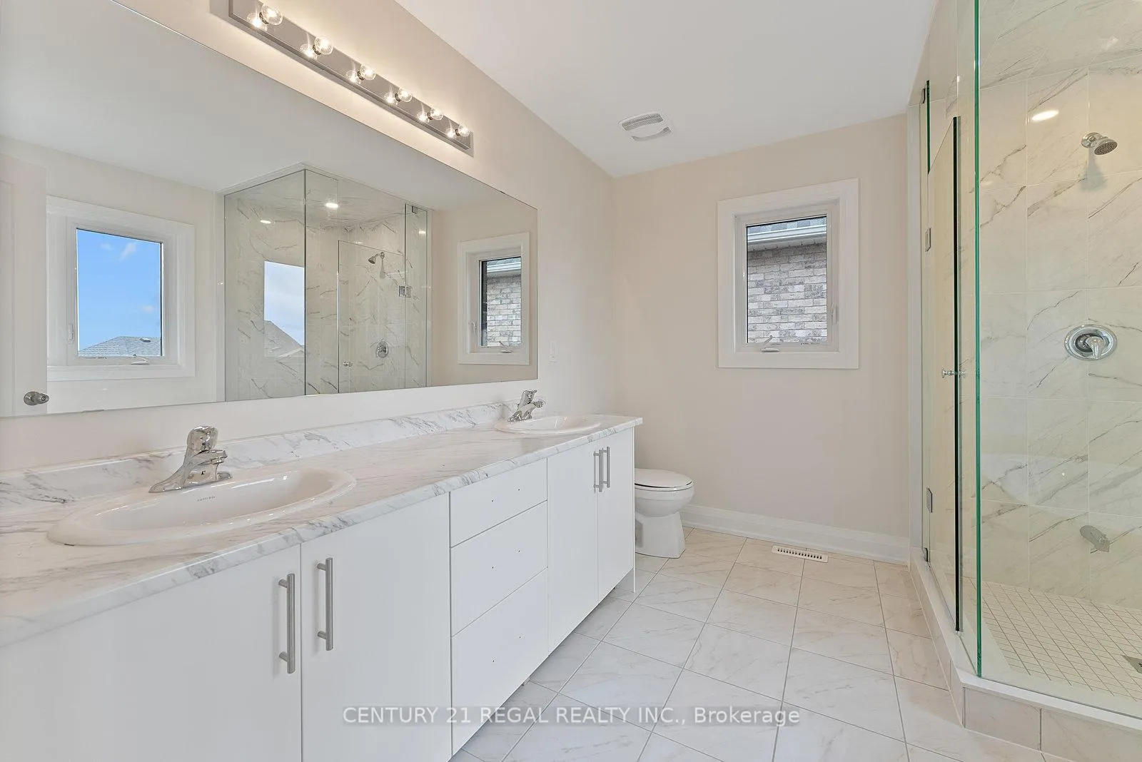 Photo 20 of 53 North Garden Boulevard, Scugog, Port Perry — HOMEH