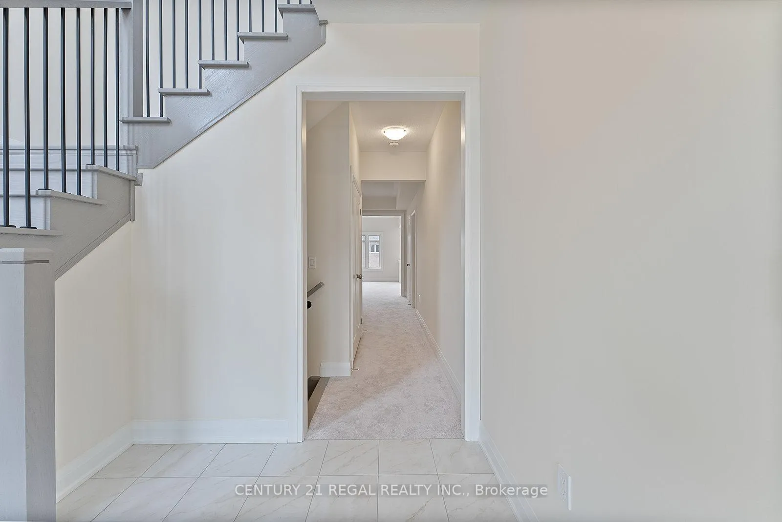 Photo 26 of 53 North Garden Boulevard, Scugog, Port Perry — HOMEH