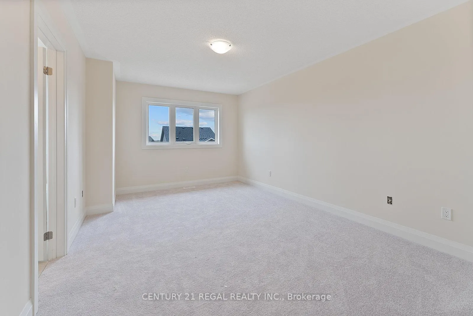 Photo 35 of 53 North Garden Boulevard, Scugog, Port Perry — HOMEH