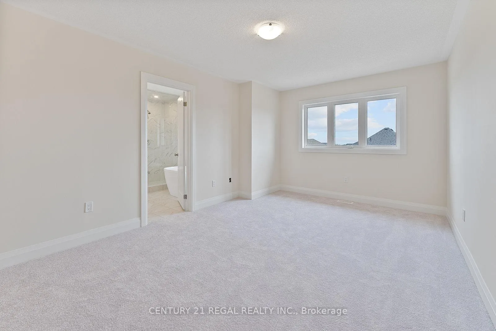 Photo 36 of 53 North Garden Boulevard, Scugog, Port Perry — HOMEH