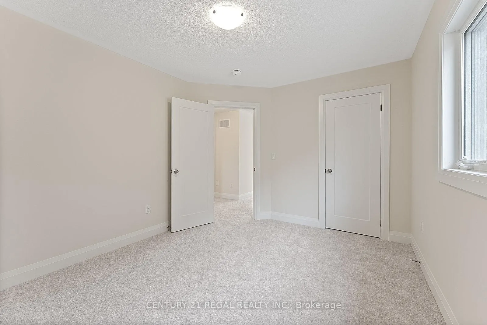 Photo 41 of 53 North Garden Boulevard, Scugog, Port Perry — HOMEH