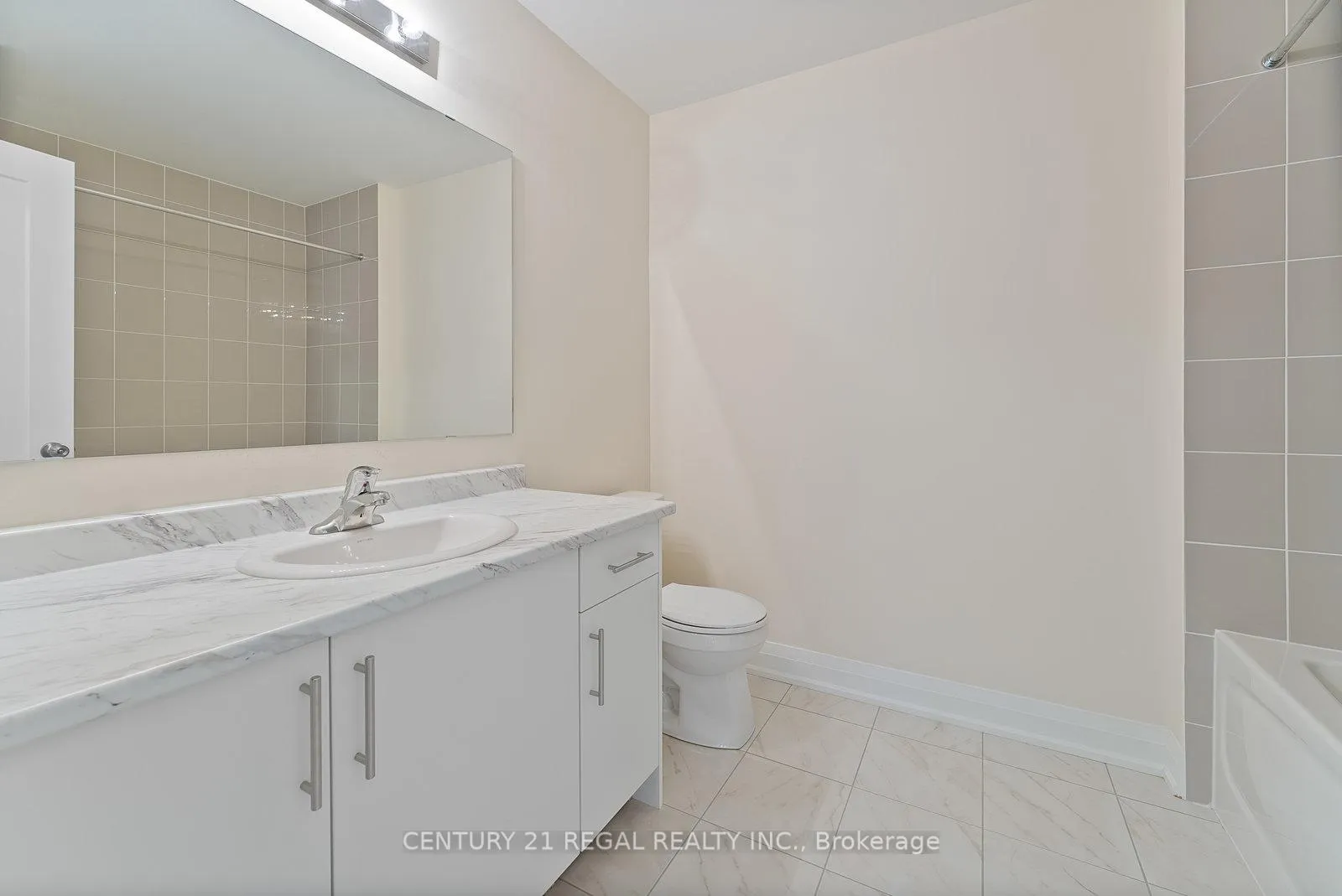 Photo 44 of 53 North Garden Boulevard, Scugog, Port Perry — HOMEH