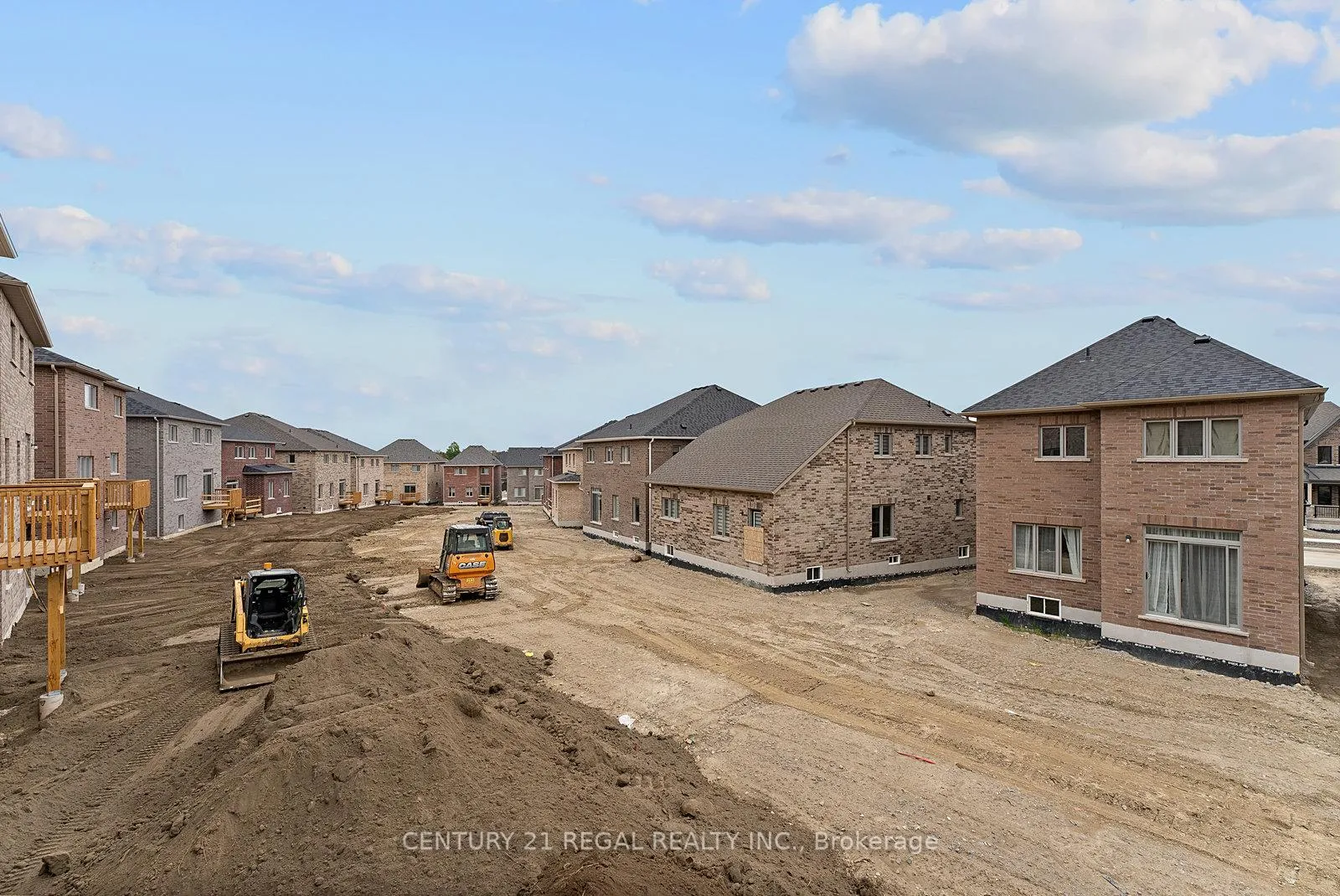 Photo 48 of 53 North Garden Boulevard, Scugog, Port Perry — HOMEH
