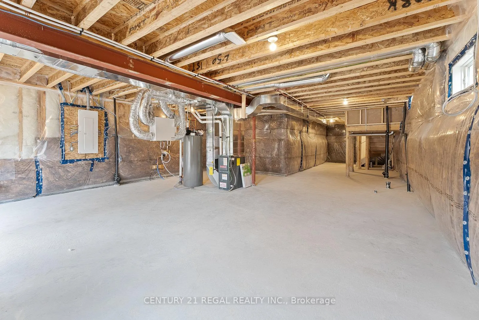 Photo 49 of 53 North Garden Boulevard, Scugog, Port Perry — HOMEH