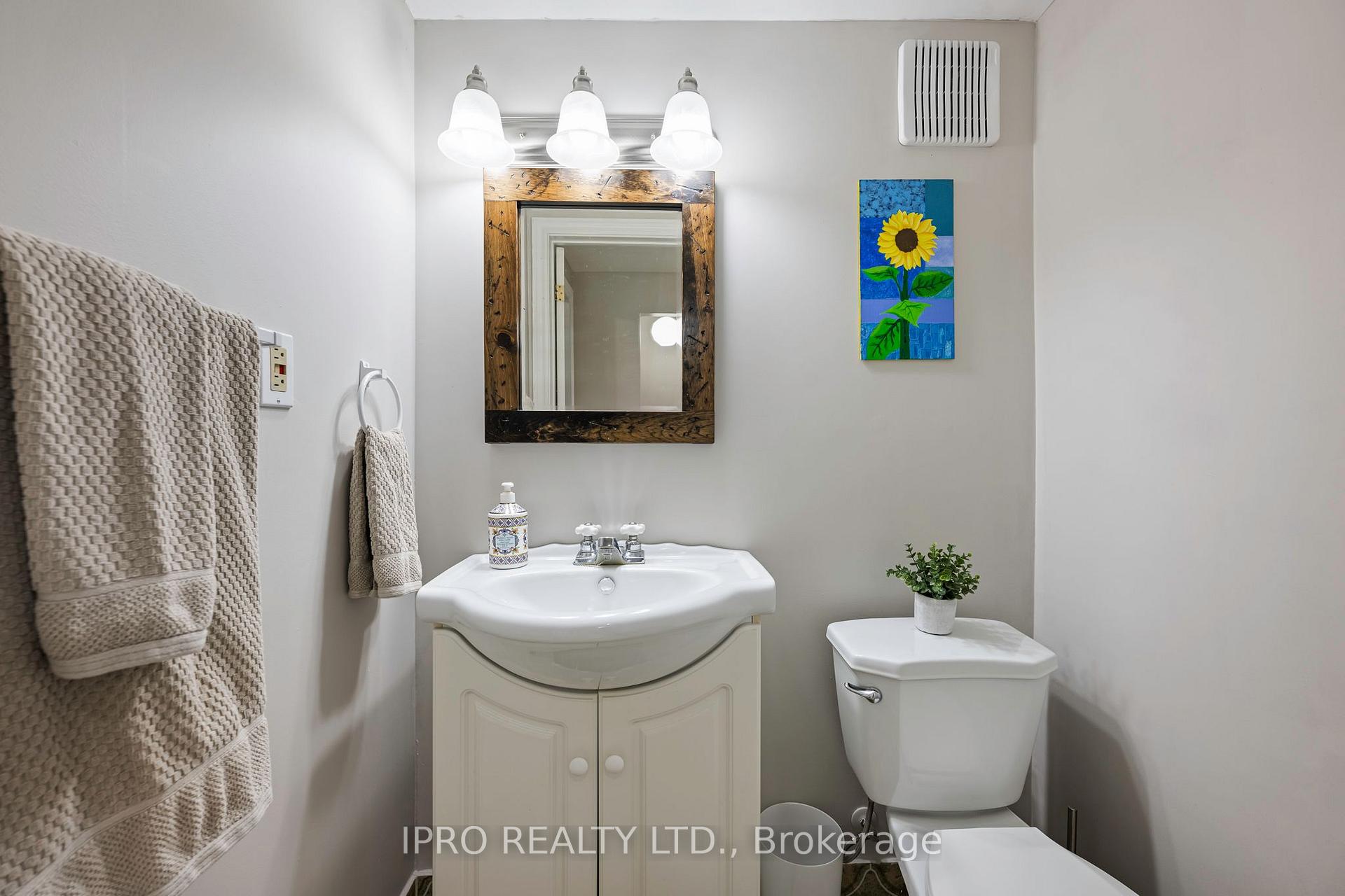 Photo 16 of 11 Mcqueen Street, Essa, Angus — HOMEH