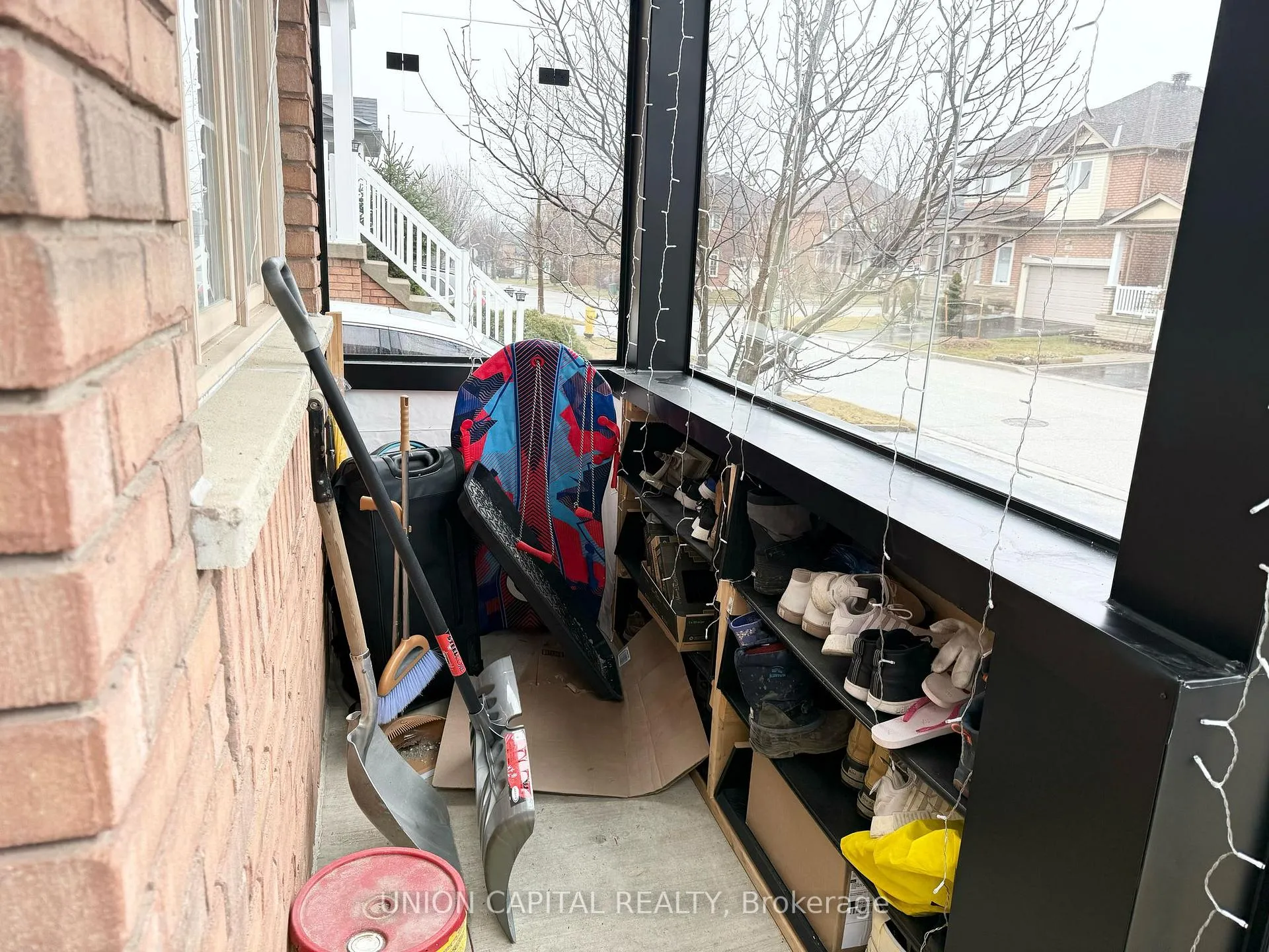 Photo 2 of 203 Madison Heights Boulevard, Markham, Berczy — HOMEH