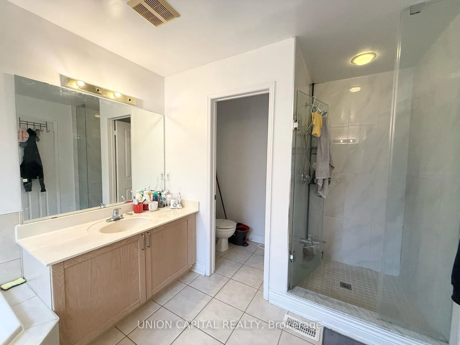 Photo 11 of 203 Madison Heights Boulevard, Markham, Berczy — HOMEH