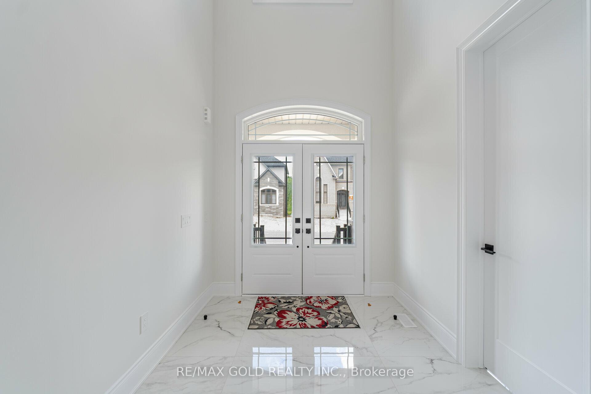 Photo 3 of 80 Raspberry Ridge Avenue, Caledon, Caledon East — HOMEH