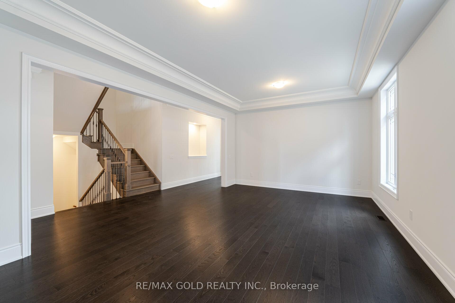 Photo 9 of 80 Raspberry Ridge Avenue, Caledon, Caledon East — HOMEH