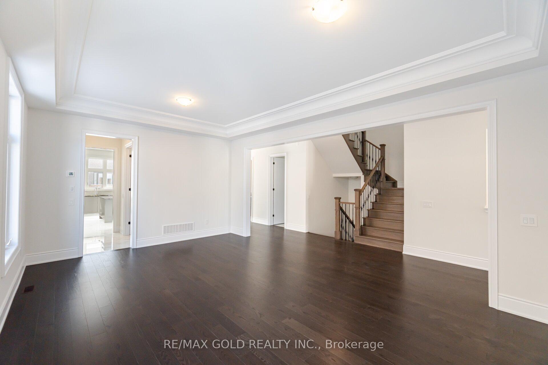 Photo 13 of 80 Raspberry Ridge Avenue, Caledon, Caledon East — HOMEH