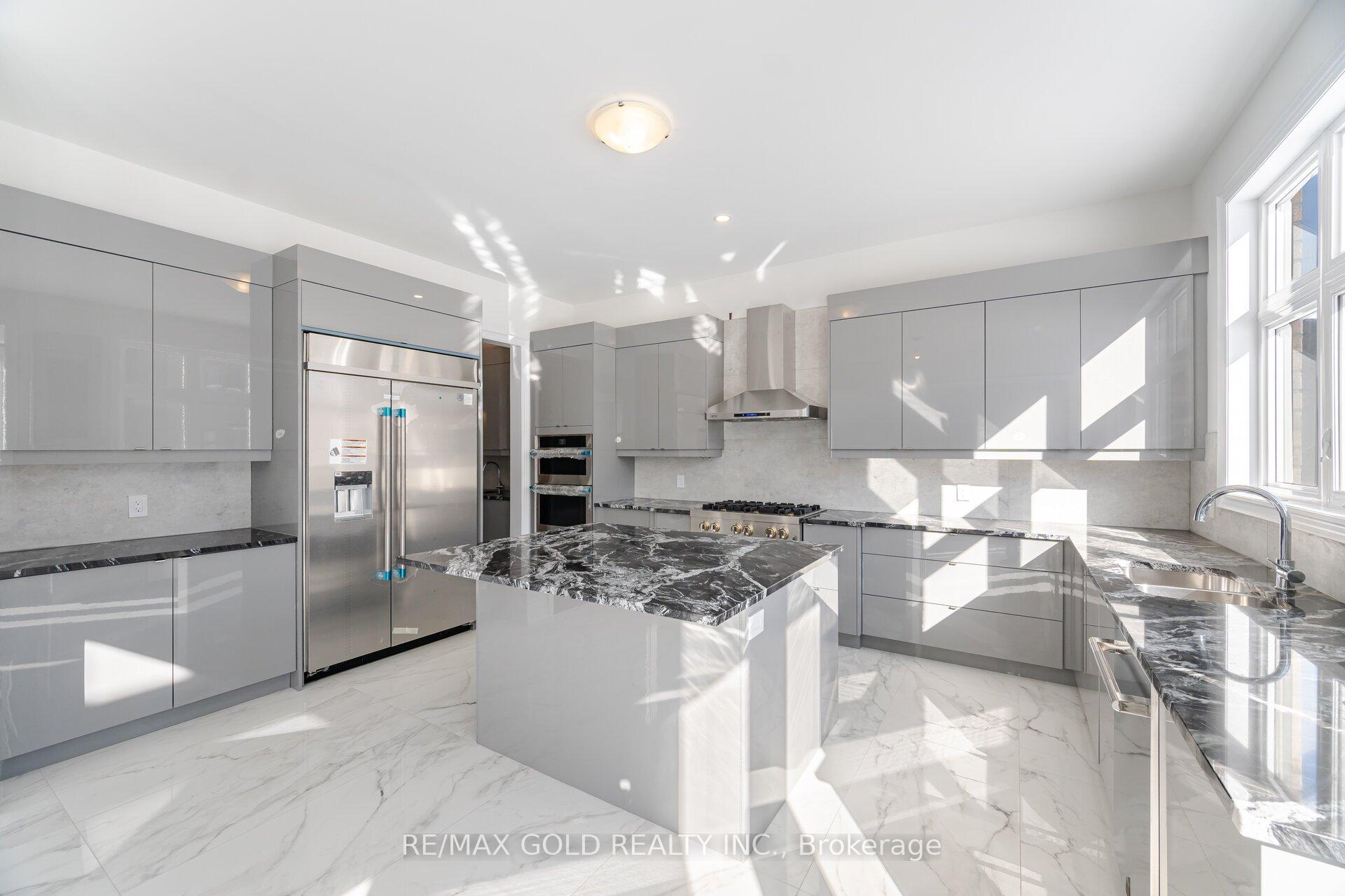 Photo 16 of 80 Raspberry Ridge Avenue, Caledon, Caledon East — HOMEH