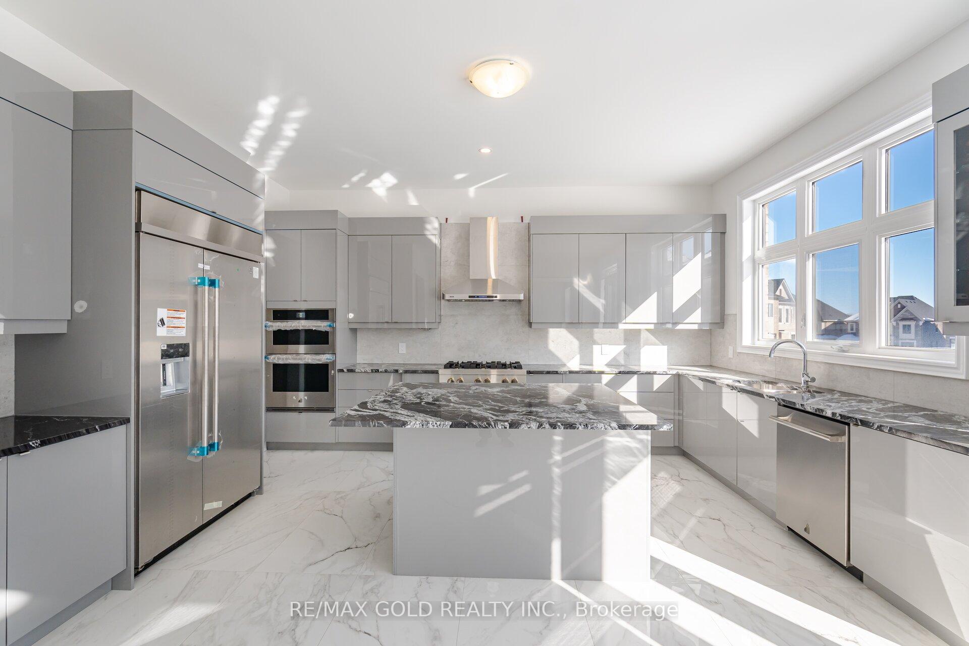 Photo 17 of 80 Raspberry Ridge Avenue, Caledon, Caledon East — HOMEH