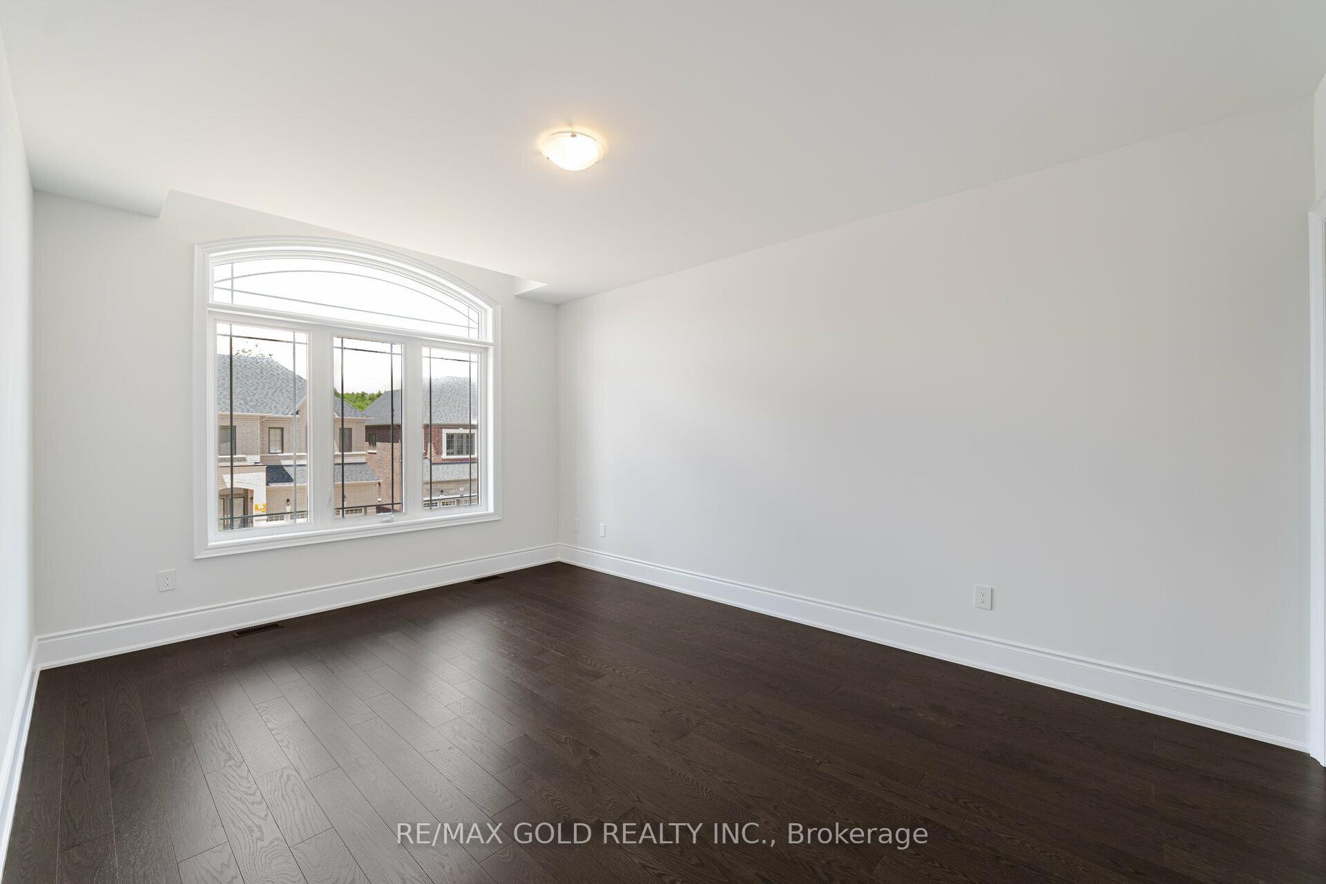 Photo 37 of 80 Raspberry Ridge Avenue, Caledon, Caledon East — HOMEH